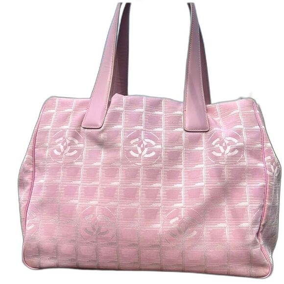 COPY - CHANEL Pink CC logo Travel  Ligne Tote - Picture 11 of 15